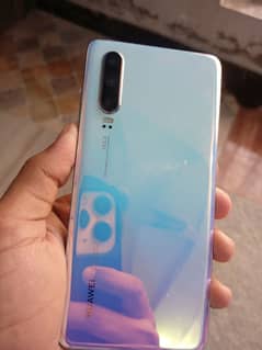 Huawei P30 8/128 with original box and charger