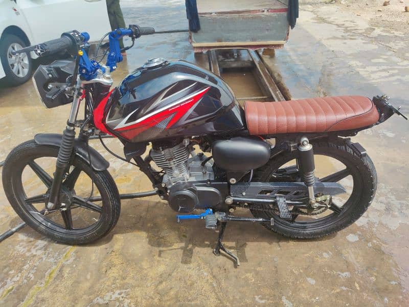 cb125 tenky model 23 10/9 condition full kachre ke rate pe 0