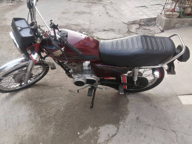 Honda 125 model 2018 Reg 2019 1