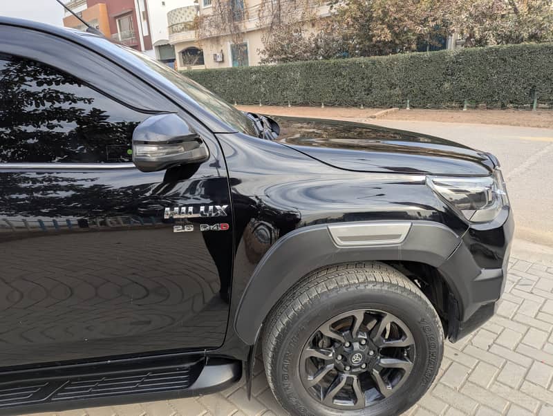 Toyota Hilux 2021 11