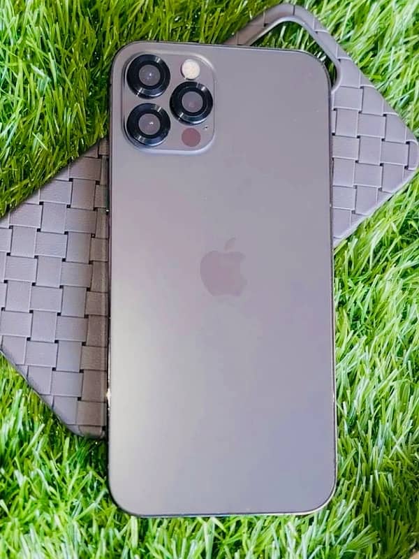 I phone 12 pro good condition factory unlock 1