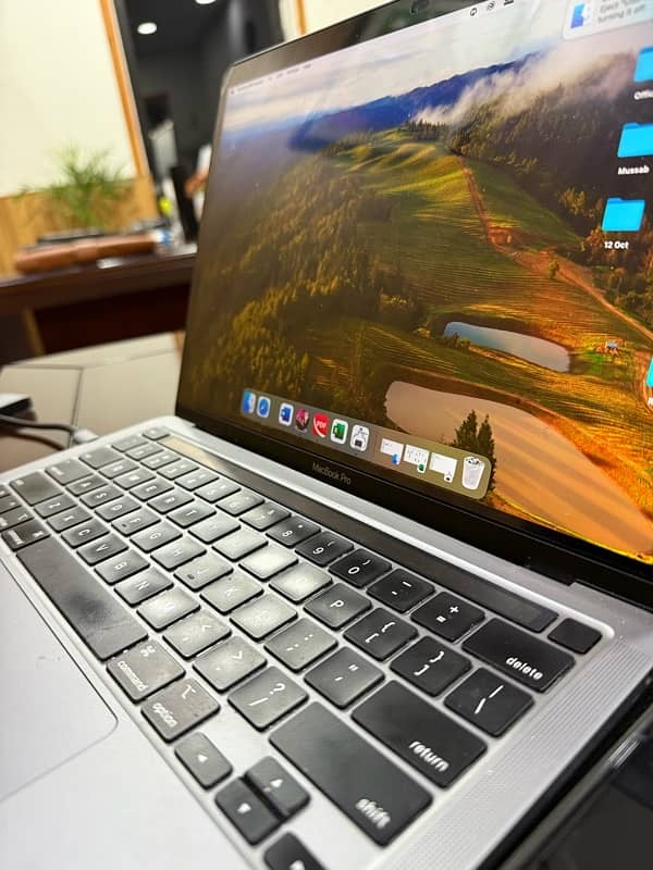 MacBook Pro m1 16GB/ 1 TB 0