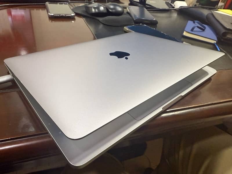 MacBook Pro m1 16GB/ 1 TB 1