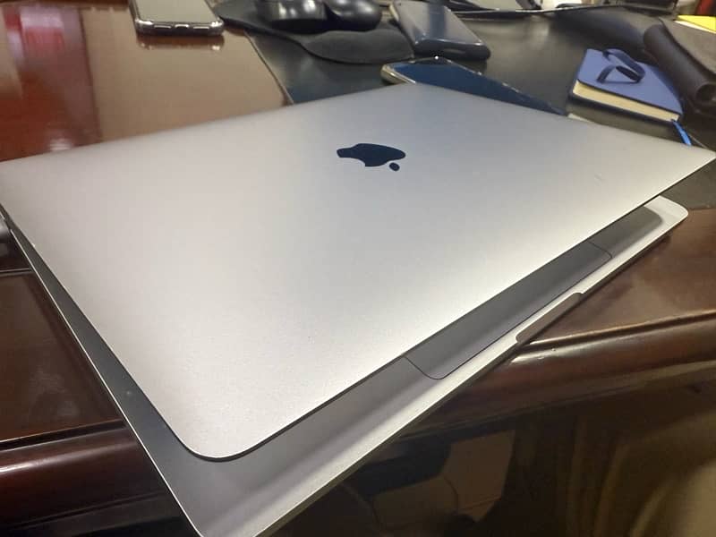 MacBook Pro m1 16GB/ 1 TB 6