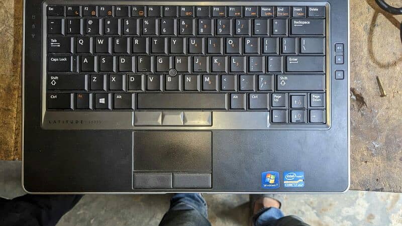 laptop Dell i7 3 generation 4 ram 500 gb hard 1