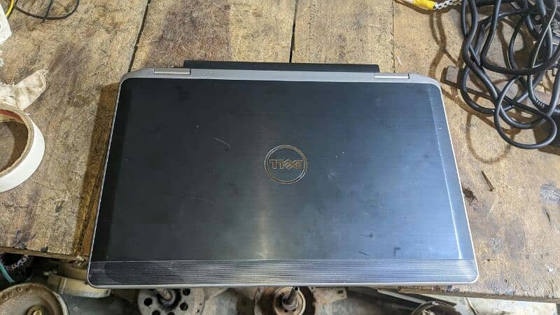 laptop Dell i7 3 generation 4 ram 500 gb hard 3