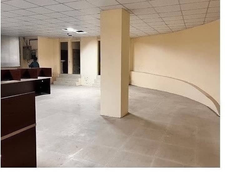 Area 1300 Square Feet Corporate Office Available For Rent On Reasonable Rent Gulberg 3 Lahore 2