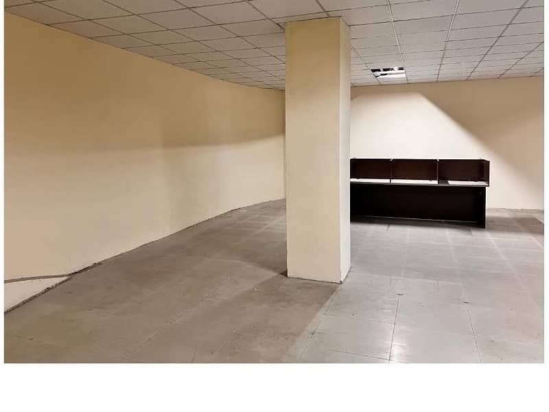 Area 1300 Square Feet Corporate Office Available For Rent On Reasonable Rent Gulberg 3 Lahore 6