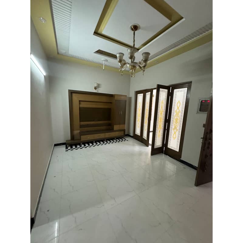 TRIPLE STOREY TILED FLOOR HOUSE AT PRIME LOCATION GOOD RENTAL INCOME COMING 2