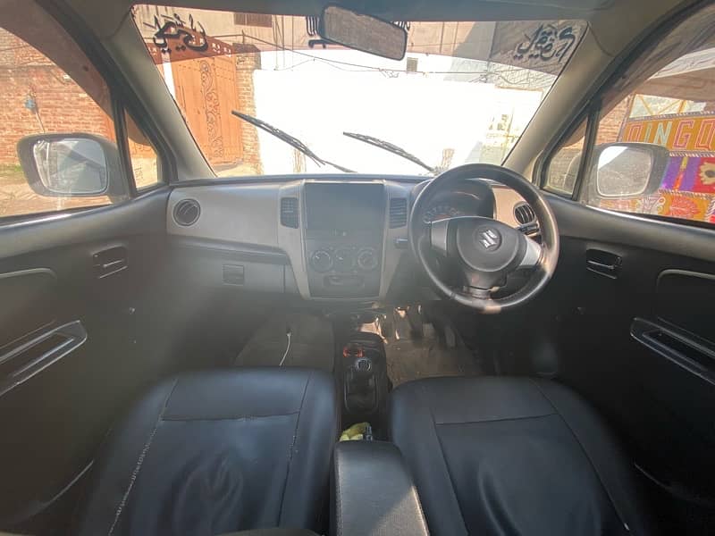 Suzuki Wagon R 2018 model 10