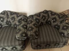 sofa set 5 seaters good condition