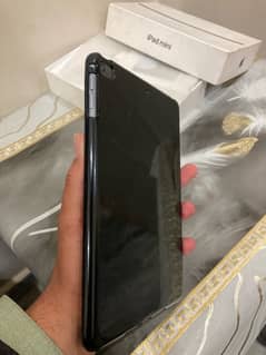 ipad mini 5 with box