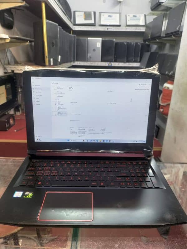 Acer Nitro 5 i5 8th Gen 4 GB Card 0