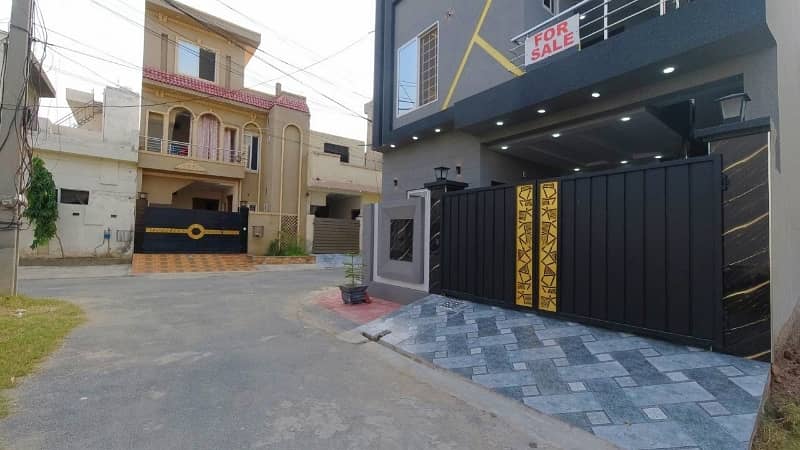 Brand New 5 Marla Corner House For Sale 4