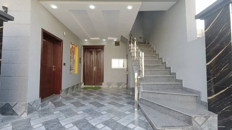 Brand New 5 Marla Corner House For Sale 7