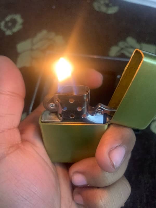 zippo lighter 2