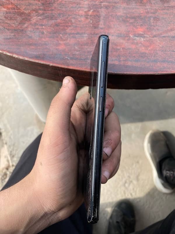 SAMSUNG S9 PLUS 3