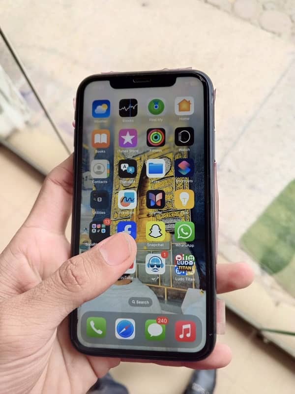 Iphone 11 Non PTA (128GB) 1