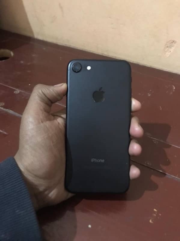 iPhone 7 non pta 32 gb contact number 03473414218 - 03111814668 0