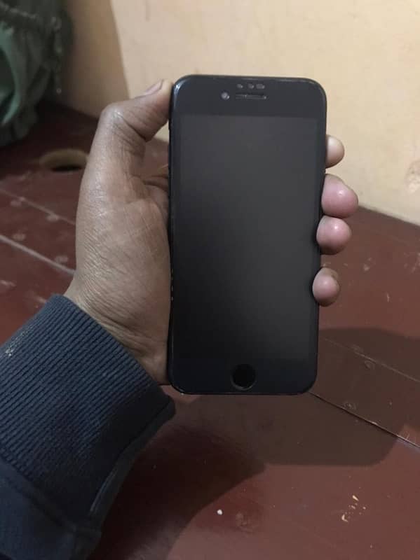 iPhone 7 non pta 32 gb contact number 03473414218 - 03111814668 1