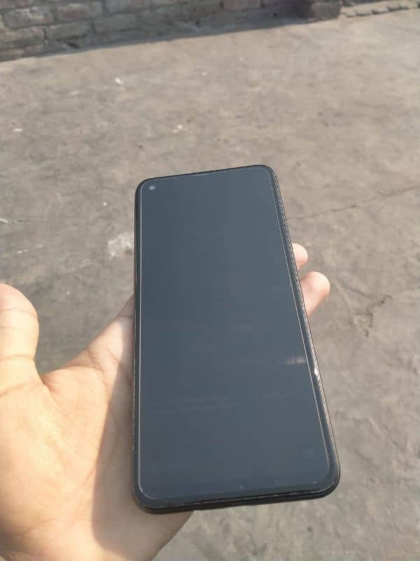 I am selling Tecno spark 7 pro 3