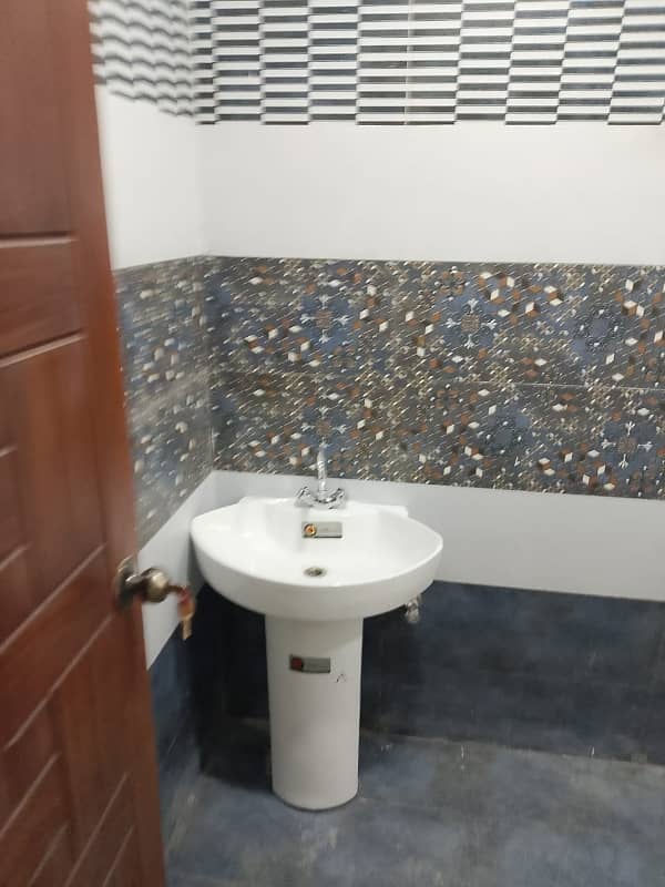 600 Sqft Brand New Ground Floor Flat Available For Rent In Johar Town F-2 Block 5