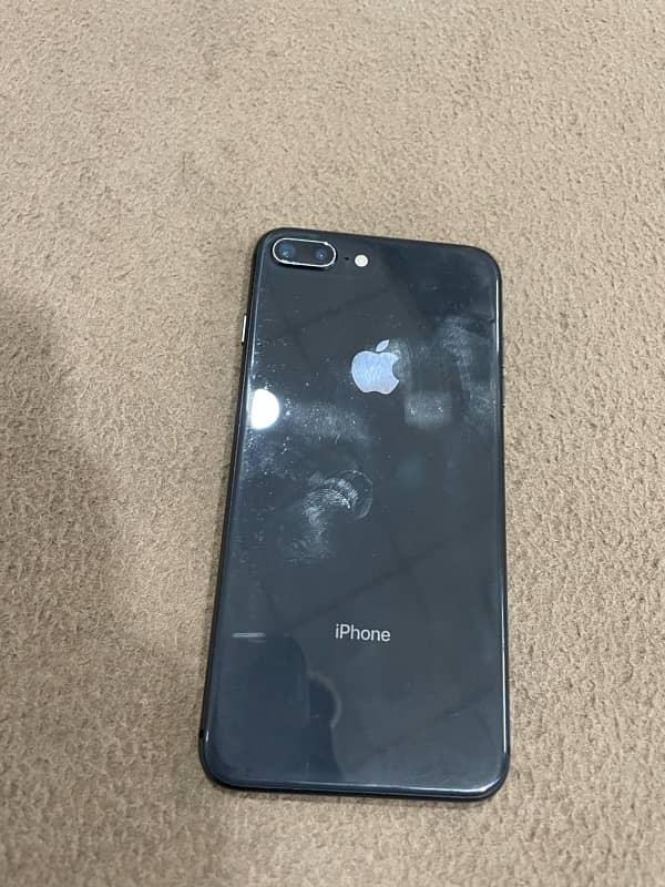 iPhone 8 Plus 0