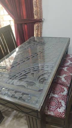 Dining table for sale