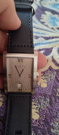 Gucci quartz watch