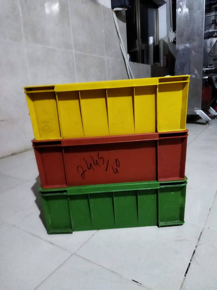 Shopping Trolly Plastic bins Wearhouse and Super store Racks wholesale 13