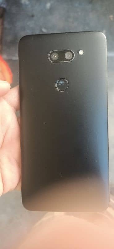 LG V30+, Panel Break and dots, Working Fine 1