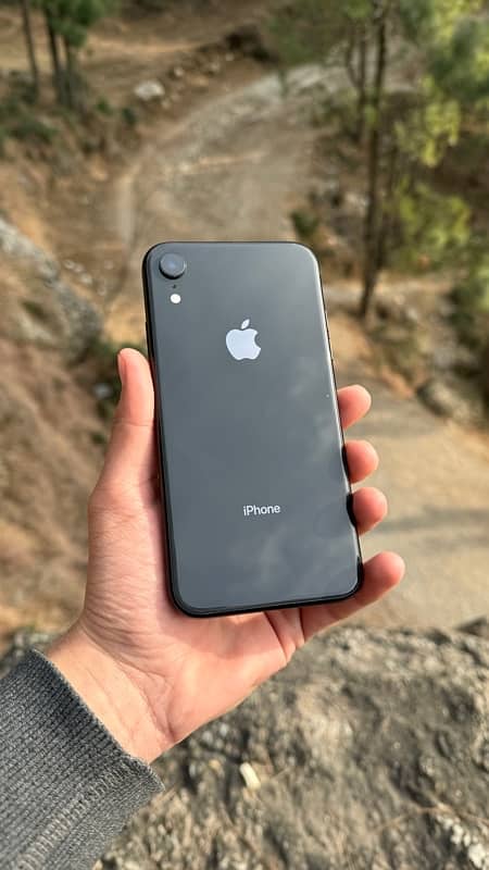 iPhone XR 64GB 0