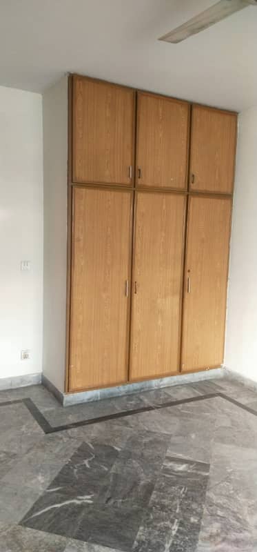 Near Wapda Town Nashman E Iqbal Society Phase 2.6 Marla Lower Portion Available Portion For Rent 0