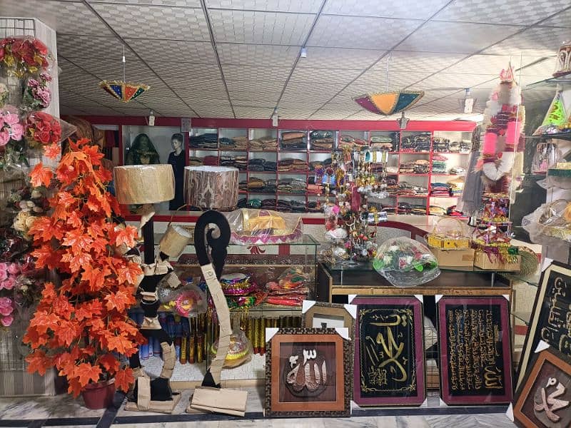 Decorations and gift  shop for sale 2