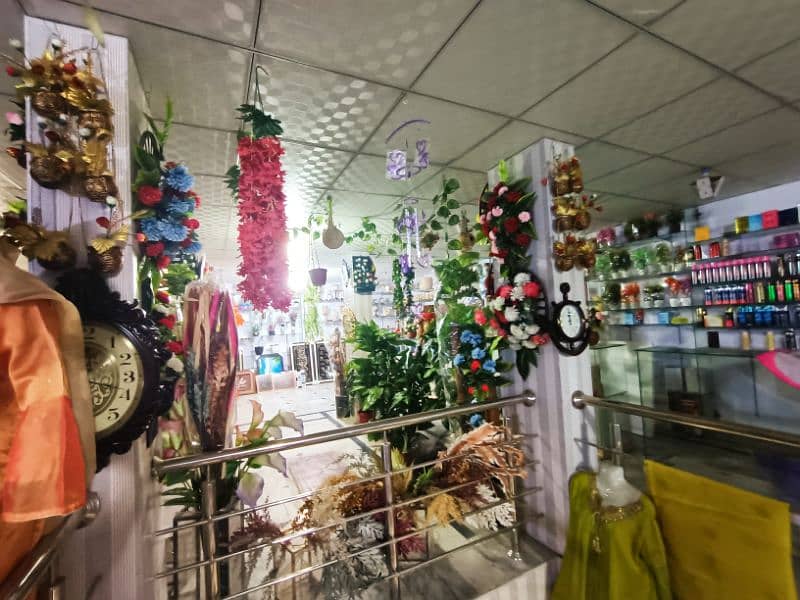 Decorations and gift  shop for sale 4