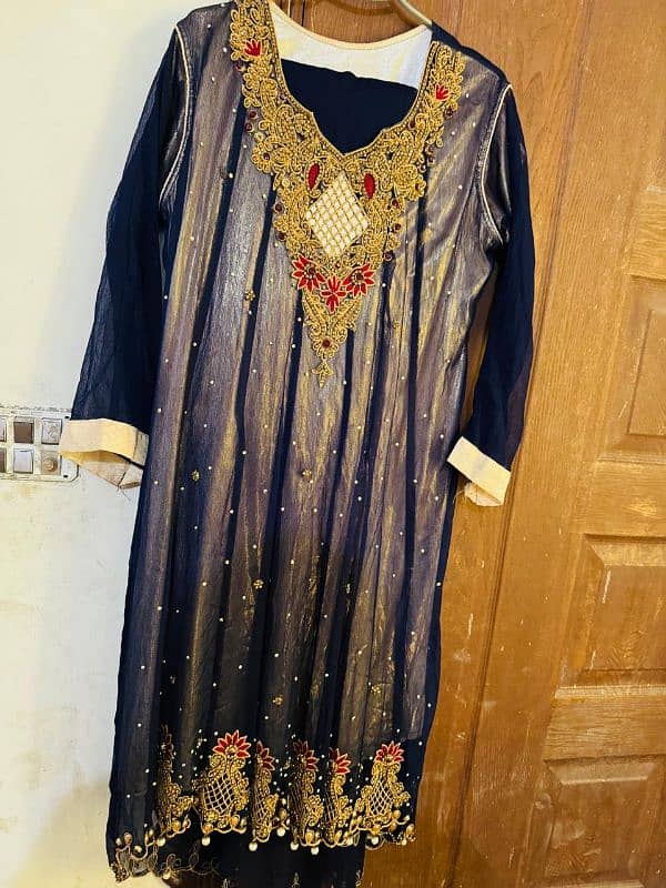 Party wear fancy dress in good condition 2