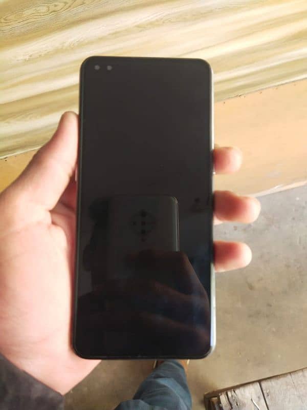 Oppo f17 pro (03224286900) 1