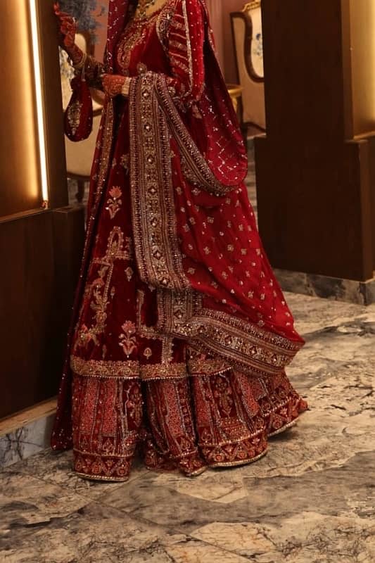 Embroided Bridal Lehanga 3