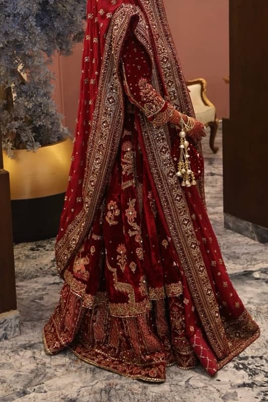 Embroided Bridal Lehanga 5