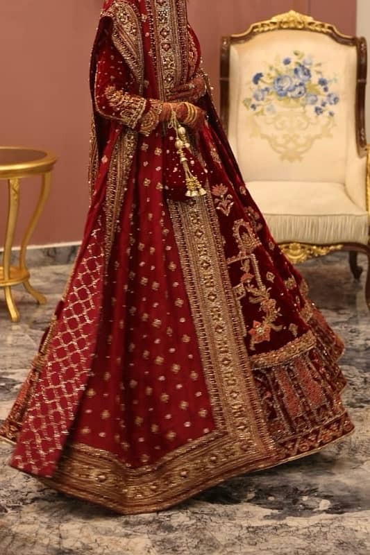 Embroided Bridal Lehanga 7