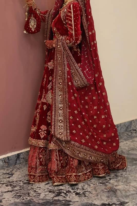 Embroided Bridal Lehanga 8