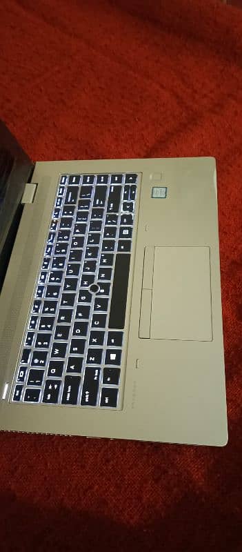 HP laptop I5 8 generation 8/256 2