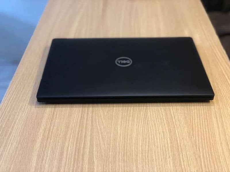 DELL 7390 I7 8TH GEN 0