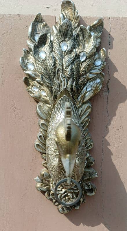 peacock keys holder for luxury homes 1