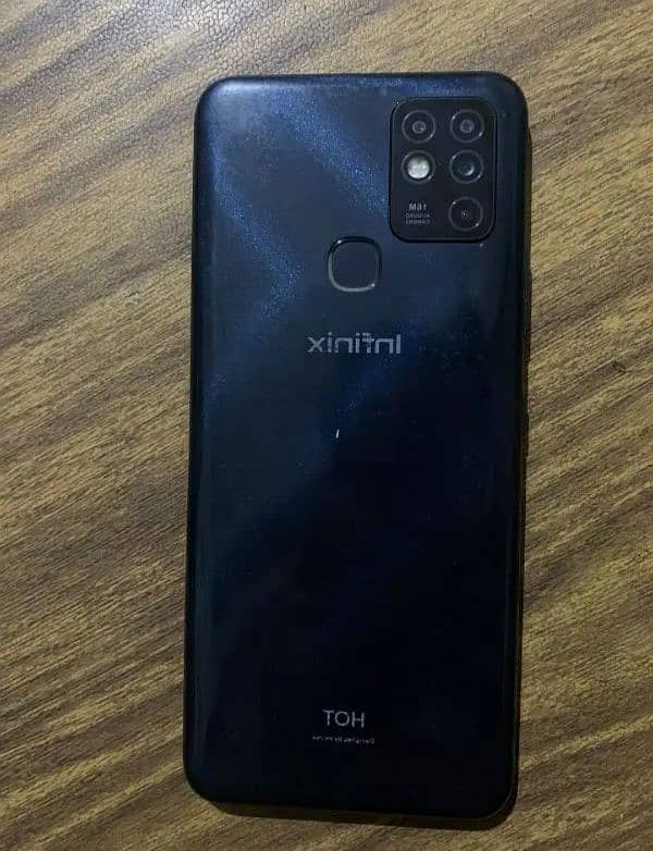 selling my Infinix hot 10 play. 0