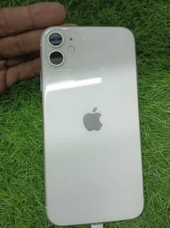 I phone 11 64Gb 42000