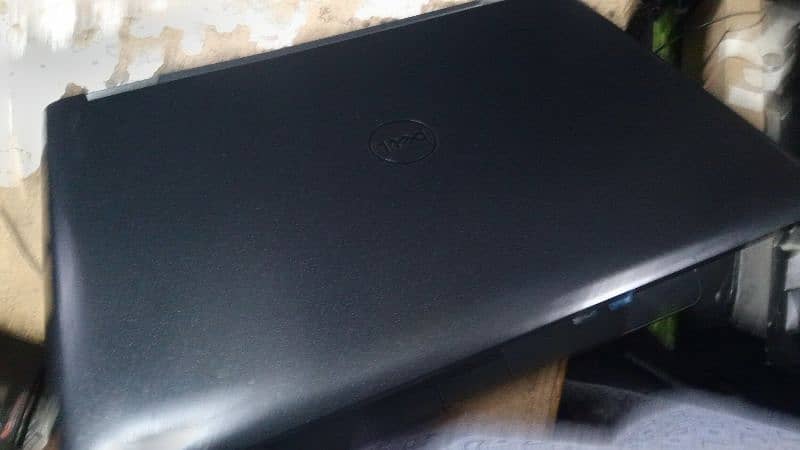 DELL LATITUDE E5440 CORE i7 4TH GENERATION 1