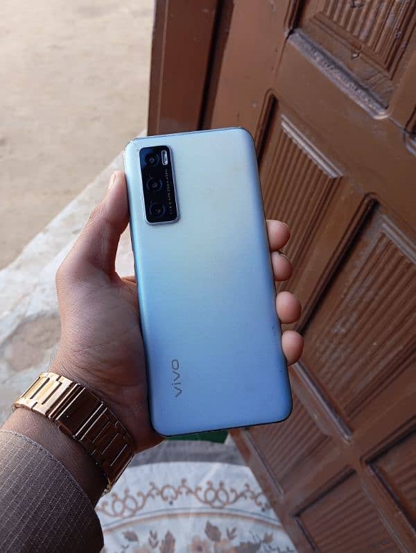 vivo V20SE FOR SALE 1