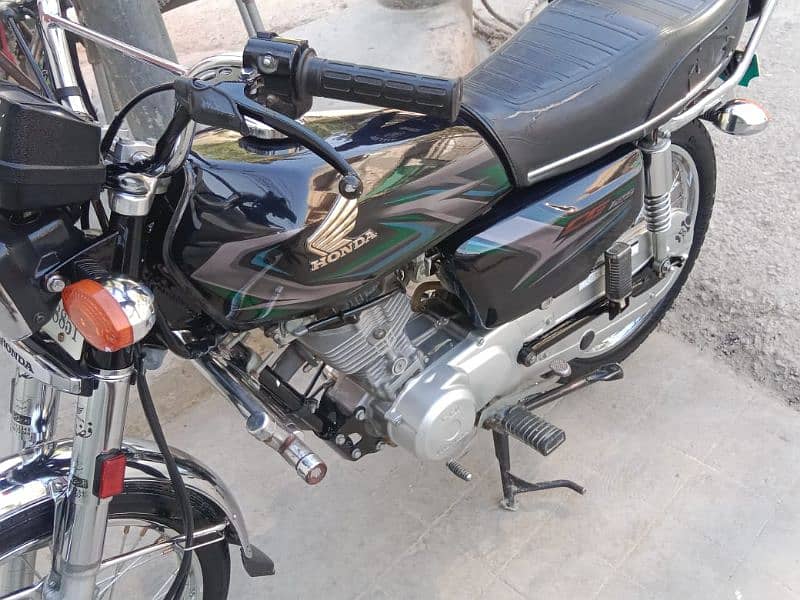 Honda CG 125/+92 300 9265947 call 4