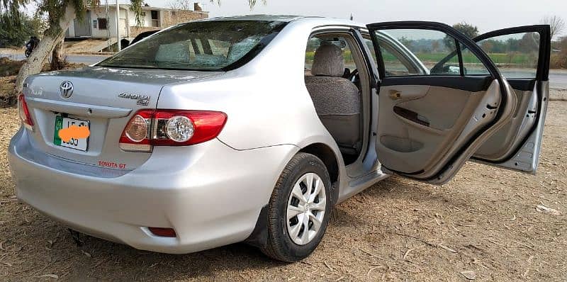 Toyota Corolla GLI 2011 6